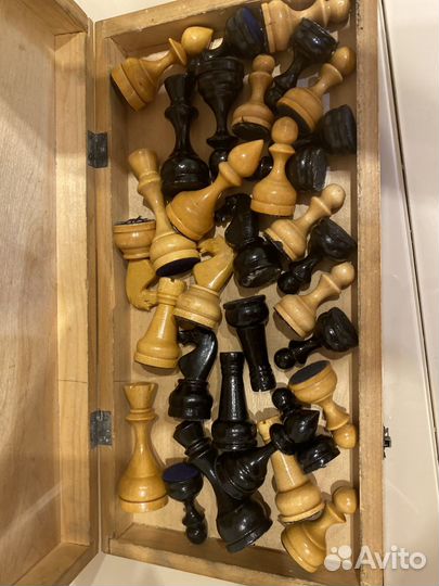 Шахматы+ шахматные часы и доска 40х40 см
