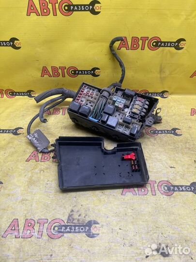 Блок предохранителей Ford C-Max aoda 2006