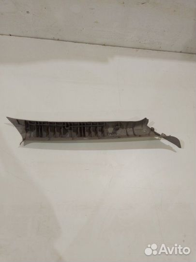 Накладка стойки передняя левая Mitsubishi Lancer