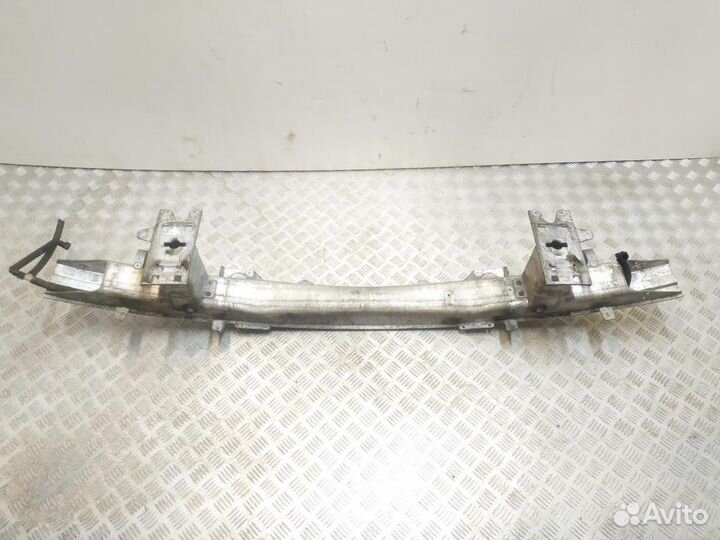 Усилитель переднего бампера BMW 7 E65/E66/E67 2003