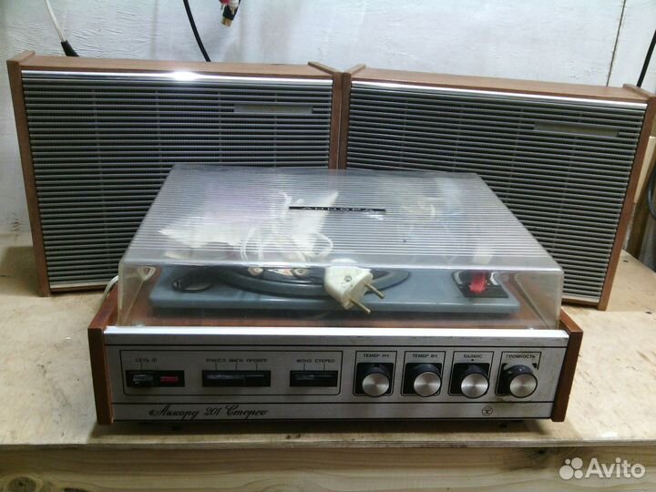 Проигрыватель винила СССР. большой ассортимент