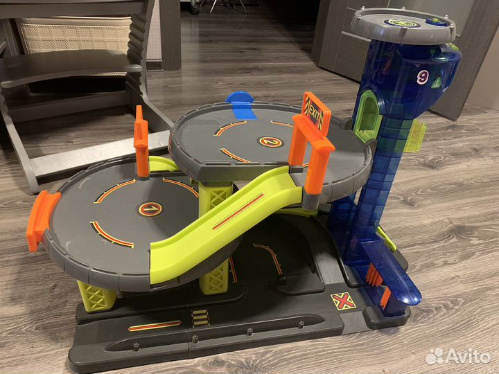 Трек для машинок