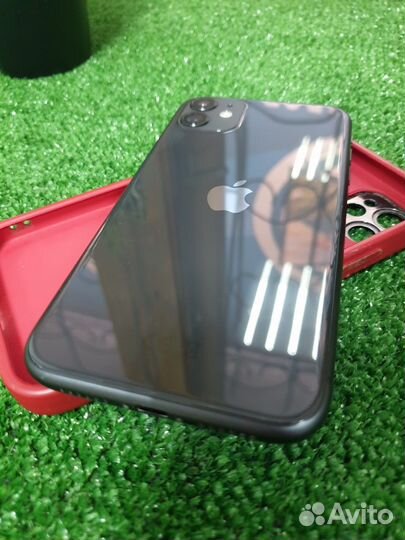 iPhone 11, 64 ГБ
