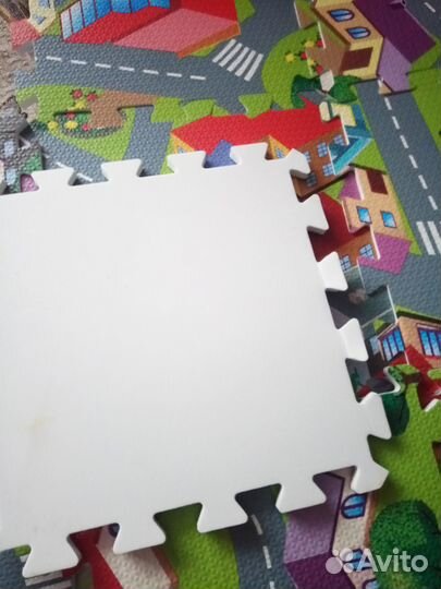 Детский коврик пазл город.Размер 90*90