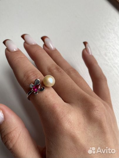 Серебряное кольцо