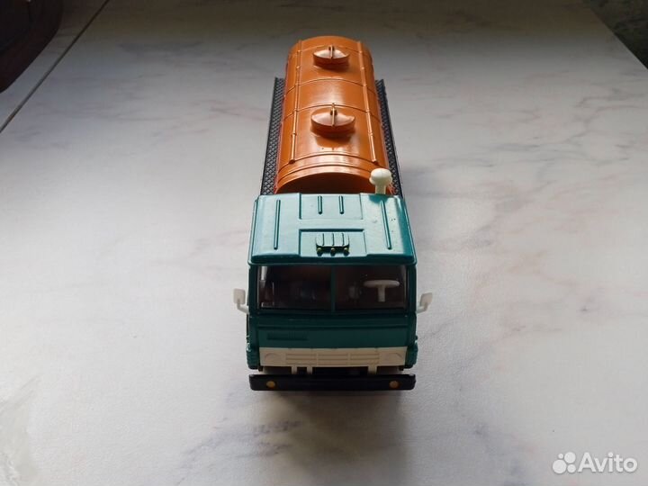 Модель камаз молоковоз 53212. Производство СССР