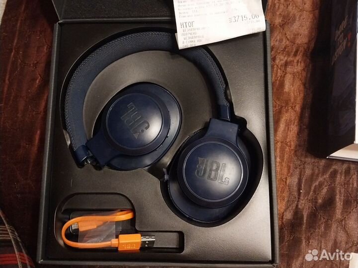 JBL live500BT