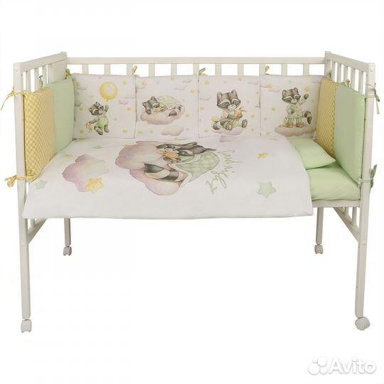 Набор в детскую кроватку новый