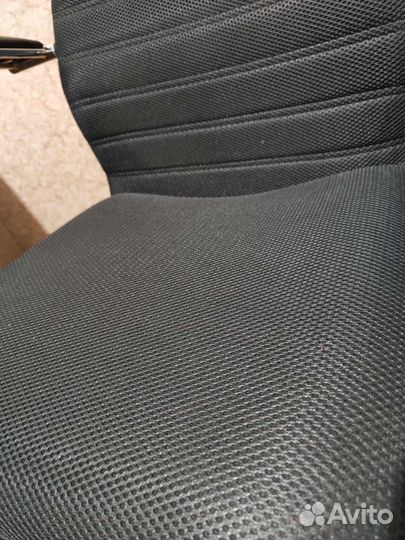 Компьютерное кресло