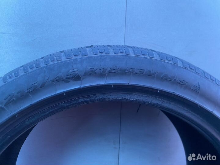 Pirelli Winter Sottozero 215/45 R18