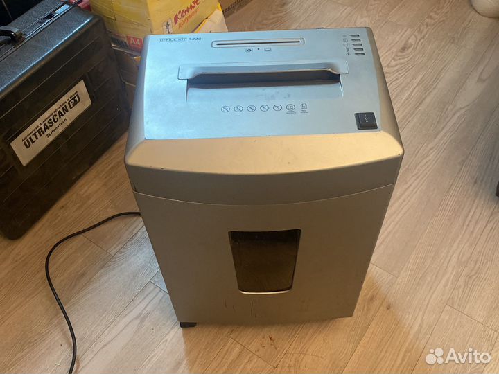 Уничтожитель бумаг Office Kit s220