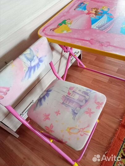 Детский стол и стул