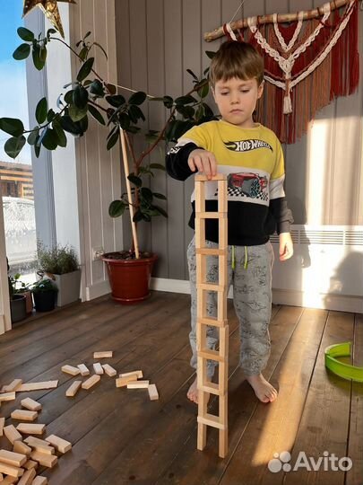 Падающая башня, аналог 