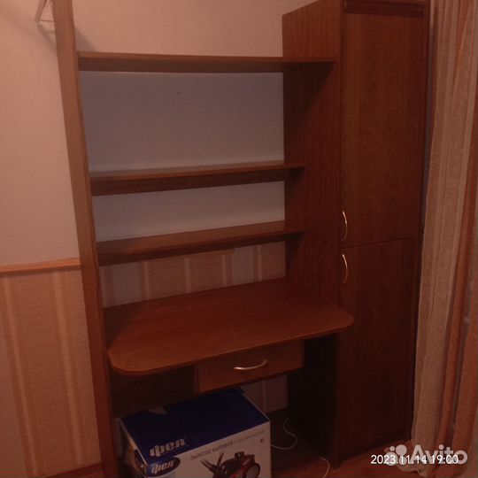 Продам школьный уголок