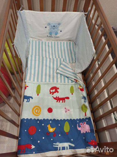 Продам кроватку, постельные принадлежности