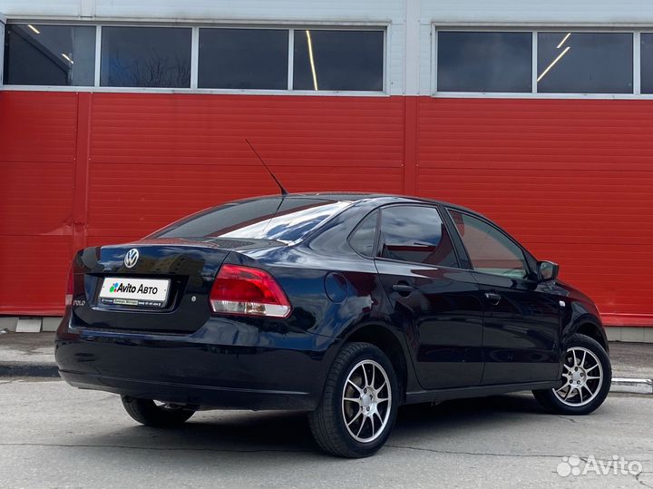 Volkswagen Polo 1.6 МТ, 2012, 178 000 км