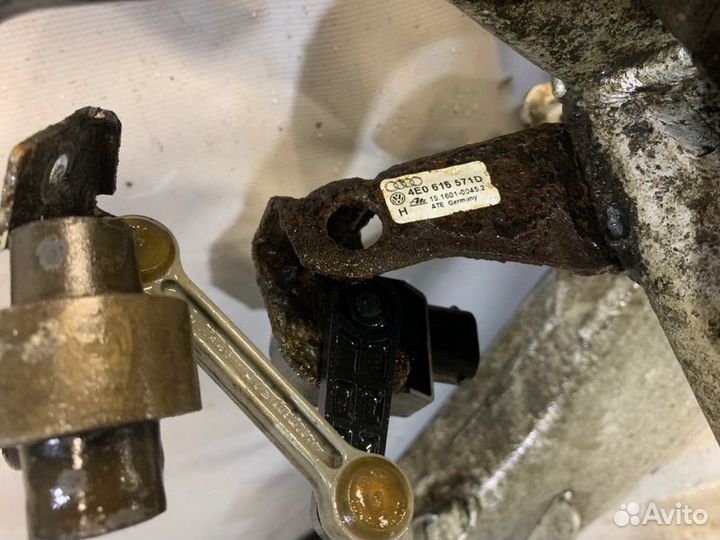 Подрамник задний Bentley Continental Flying Spur