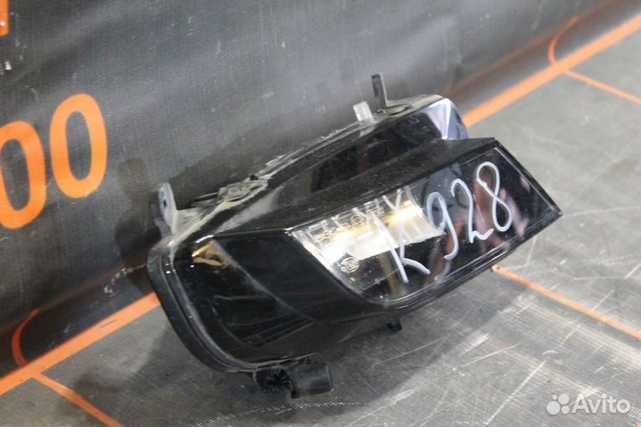 Фара противотуманная левая - Audi A4 B8