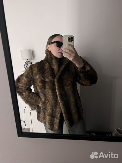 Короткая шуба из натурального меха 48-50