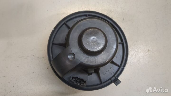 Двигатель отопителя Volkswagen Sharan, 2000