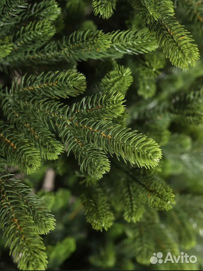 Новая Ель искуственная литая 210