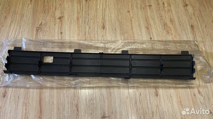 Защита решетки радиатора нижняя Volkswagen Polo 5