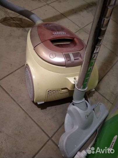 Пылесос Midea