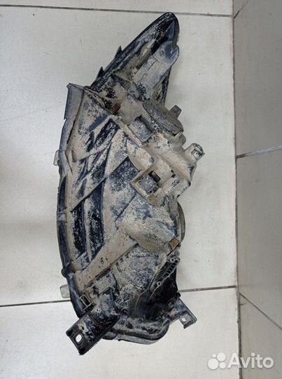 Фара передняя левая Renault Kaptur