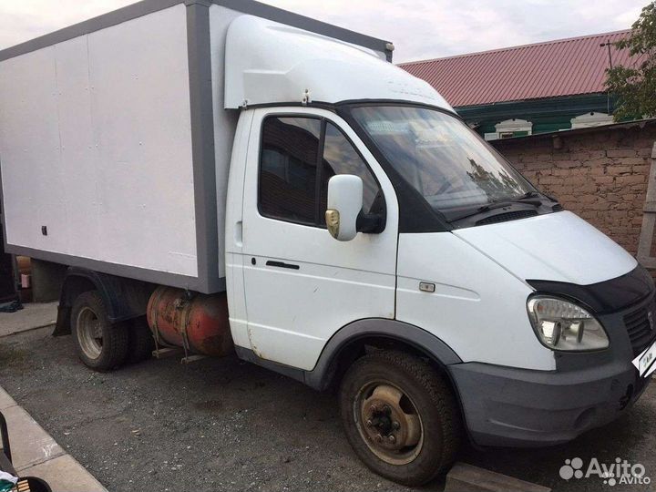 ГАЗ ГАЗель 3302 изотермический, 2001