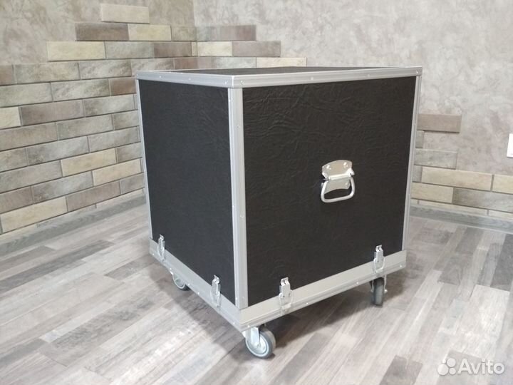 Туровый кофр для басового стэка