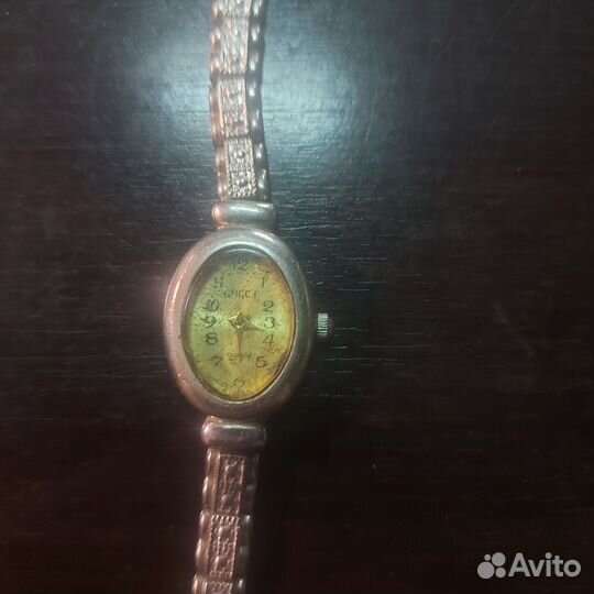 Часы женские gucci