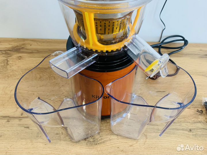 Шнековая соковыжималка Kitfort KT-1102-1