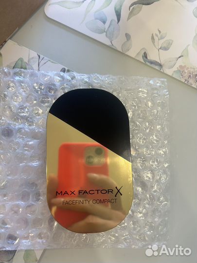Оригинальная Пудра Max Factor тон №1. Торг