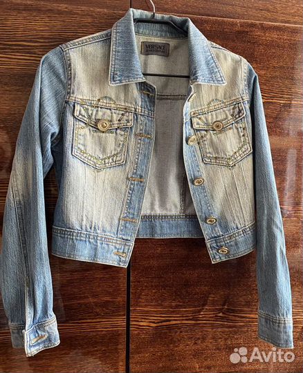 Джинсовая куртка женская