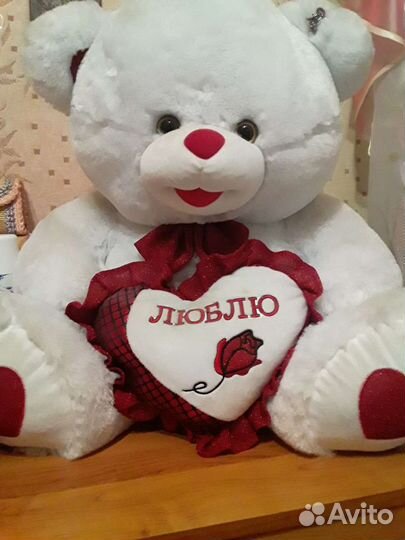 Большие плюшевые медведи