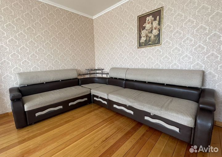 Угловой диван