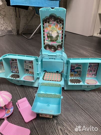 Игрушка автобус LOL