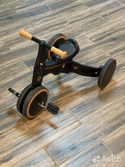 Беговел велосипед 2 в 1