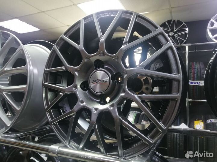 Диск литой Xtrike Х-132 6x15 4x100 ET40 DIA60.1 HS