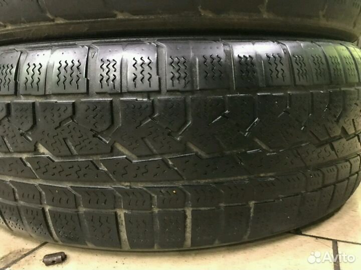 Kumho I'Zen KW15 235/65 R17