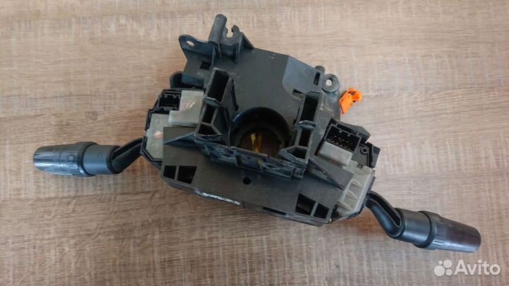 Подрулевой переключатель Mazda 3