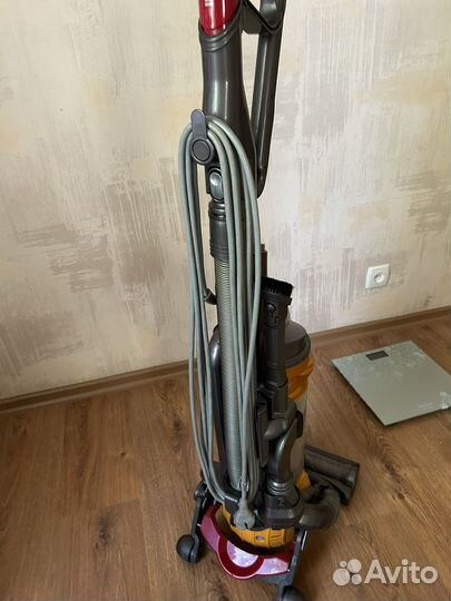 Пылесос Dyson