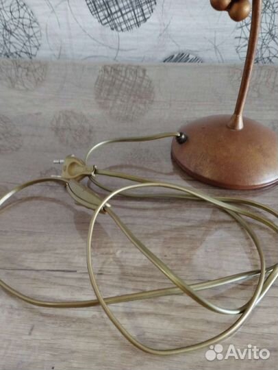 Лампа настольная