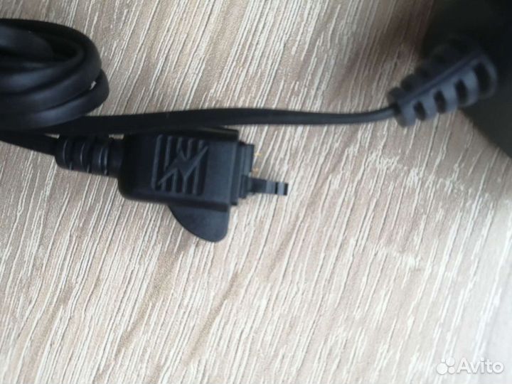 Блютуз гарнитура Sony Ericsson vh310