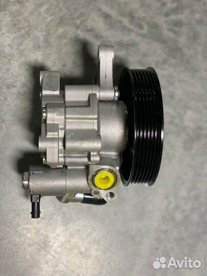 Насос гур mercedes w204