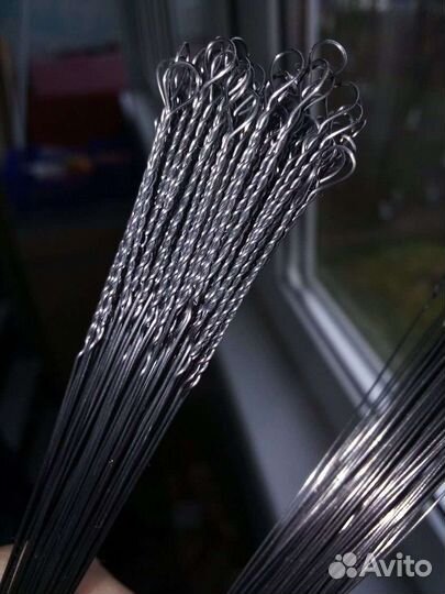 Поводки 30 см 50 шт с тубусом, струна