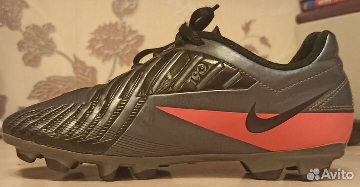 Бутсы nike тотал 90