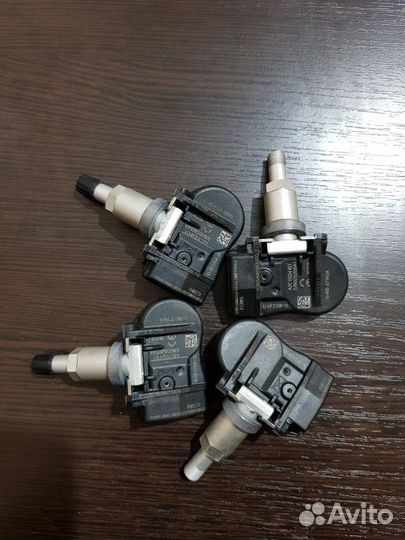 Датчики давления в шинах комплект