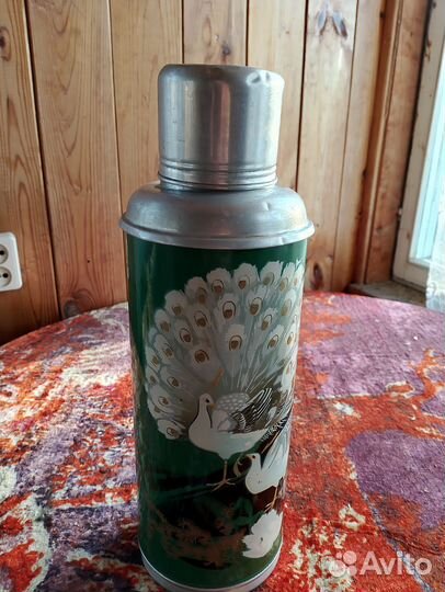 Радиоприемники,мебель, ваза,кресло