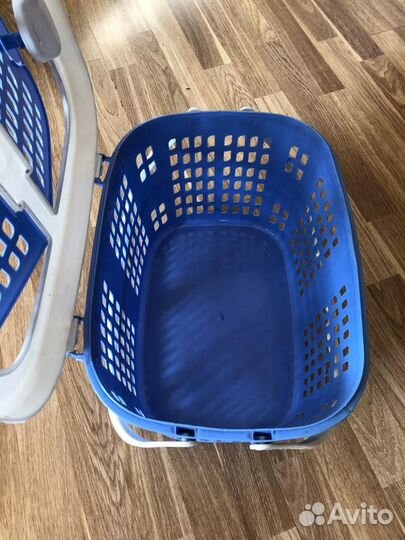 Корзина с ручкой для перевозки животных